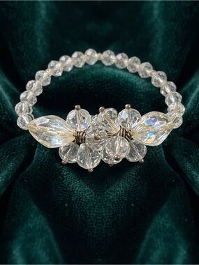 Crystal Bead Stretch Bracelet - Clear